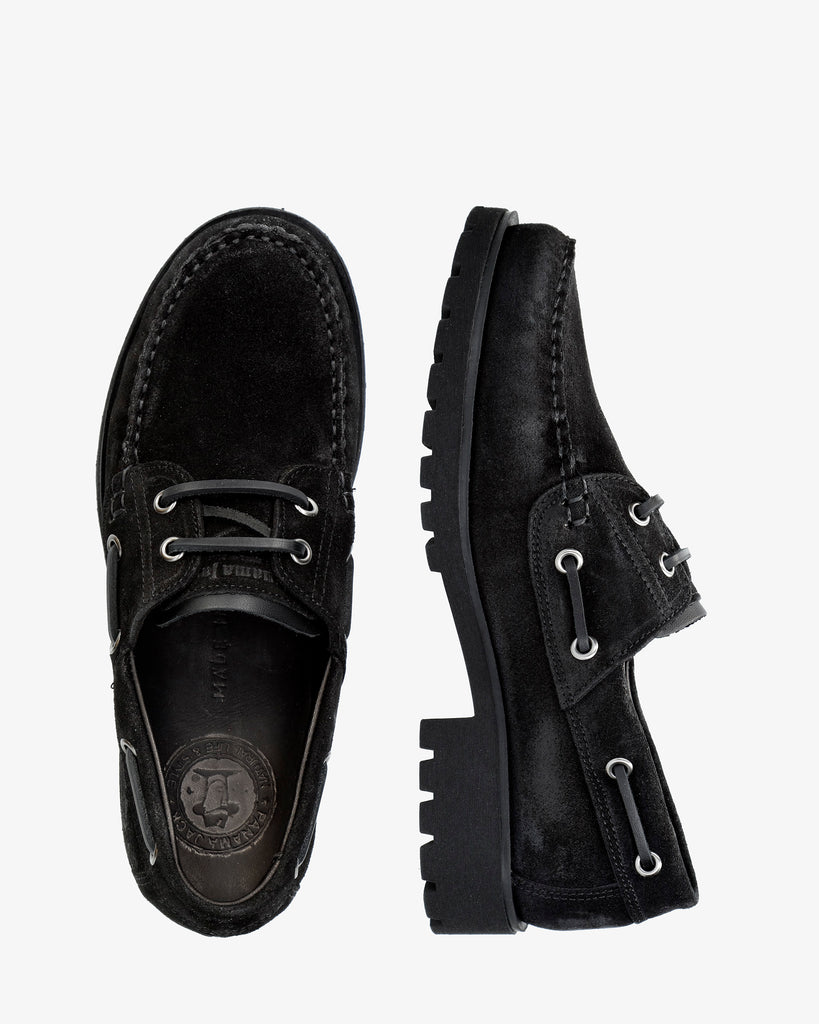 Boat náutico de piel con forro interior de piel. negro