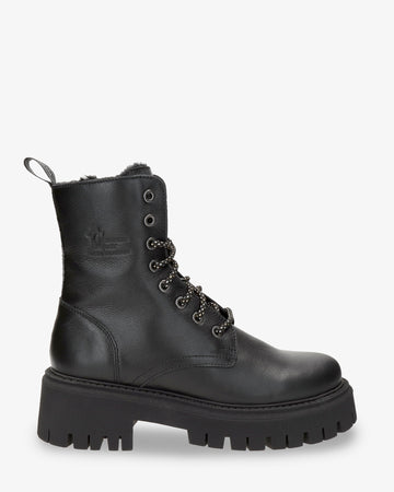 Carlyn botas de piel con forro interior de pelo. negro