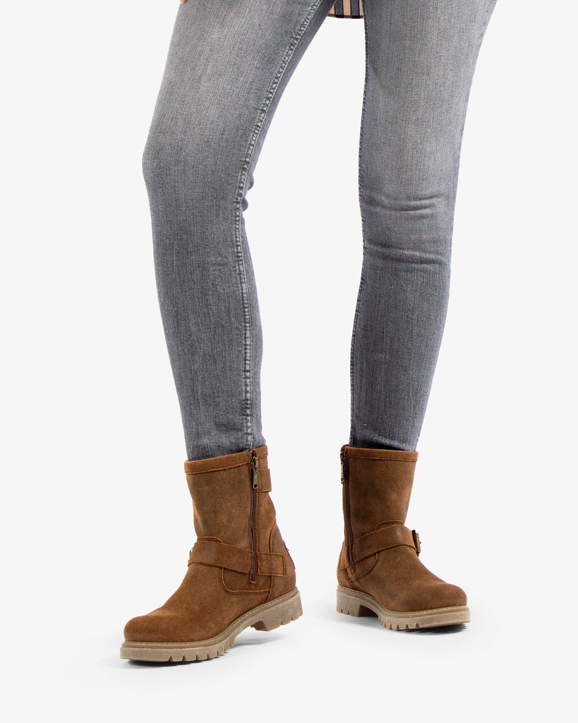 Felina botas de piel con forro interior de piel. cuero